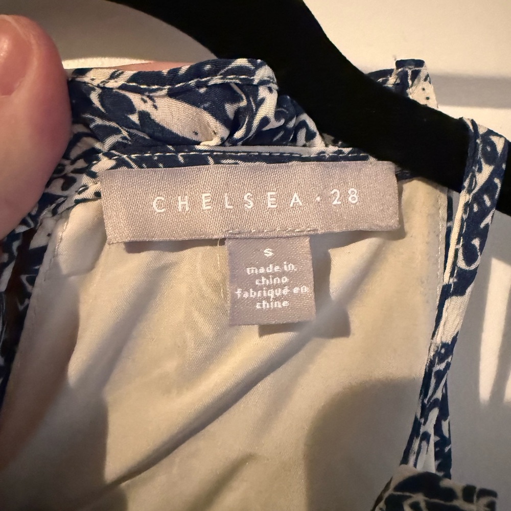 Chelsea28 Blue and White Patterned Maxi Dress - Picture 4 of 5